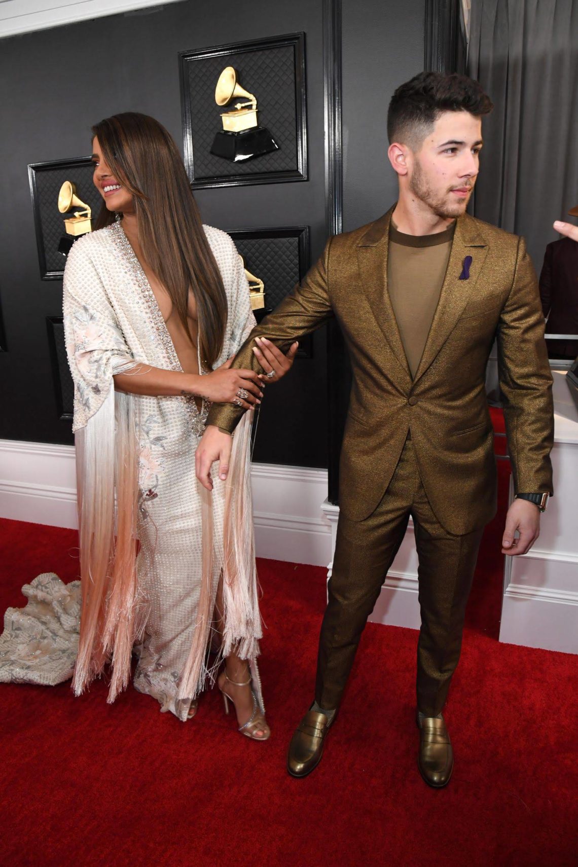 Priyanka Chopra and Nick Jonas beautiful Images at Grammy 2020 ~ Live