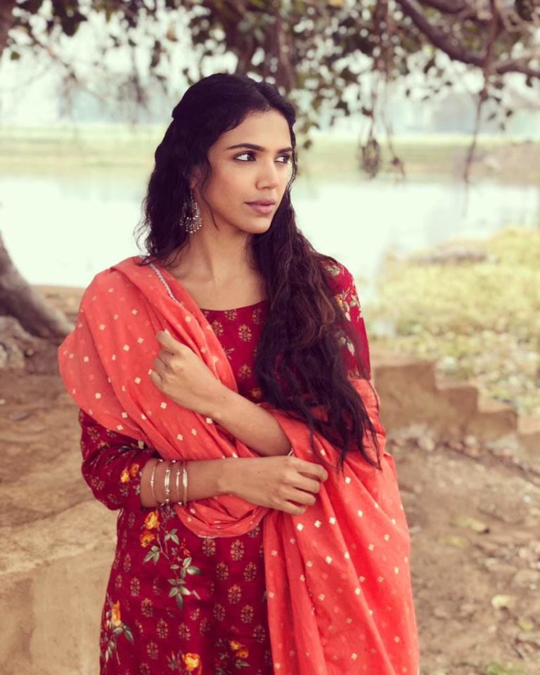 140+ Shriya Pilgaonkar's alluring images for fans - Live Cinema News