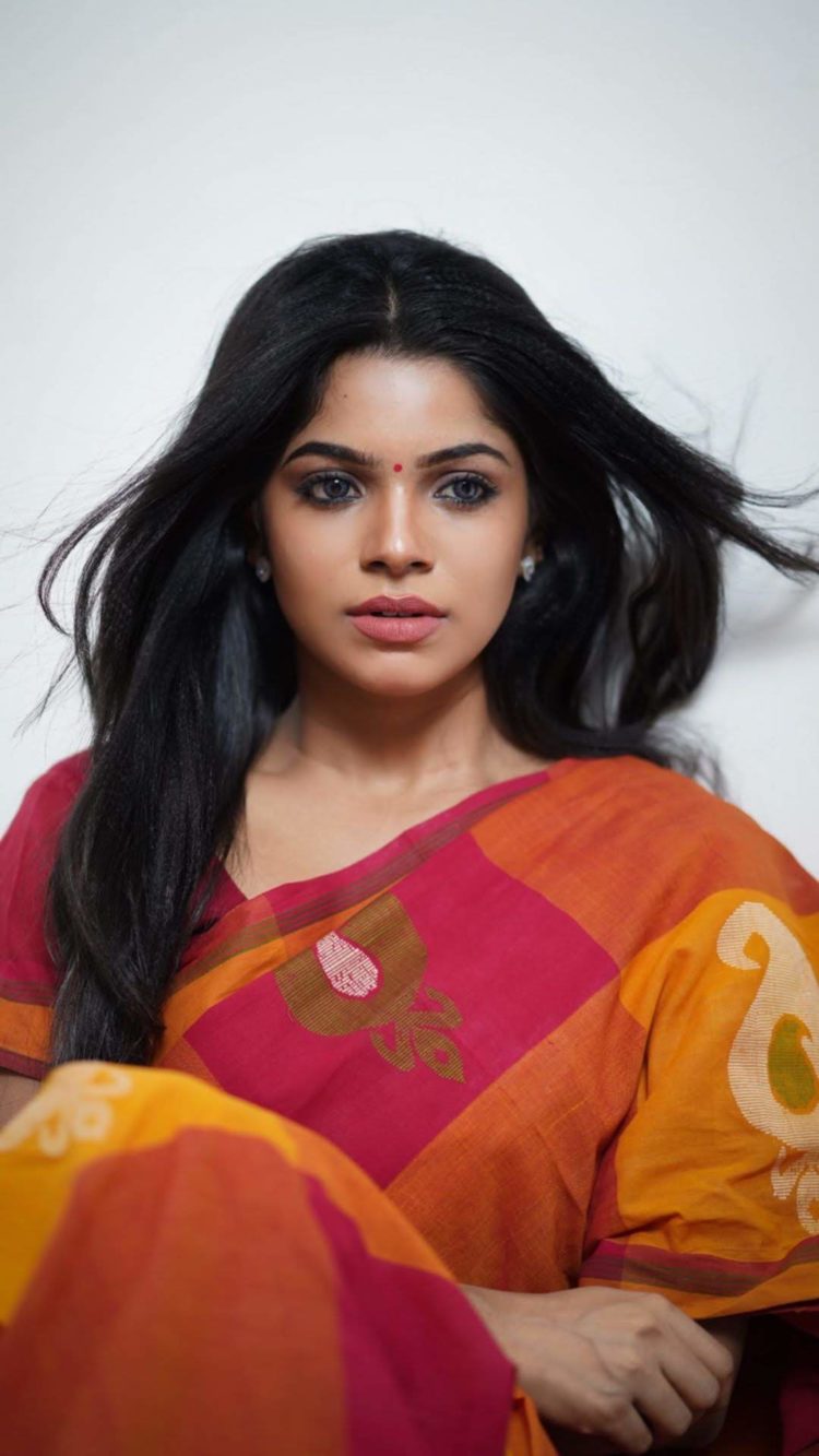 40+ Model Divya bharathi Images HD | Model-turned-actress Divyabharathi
