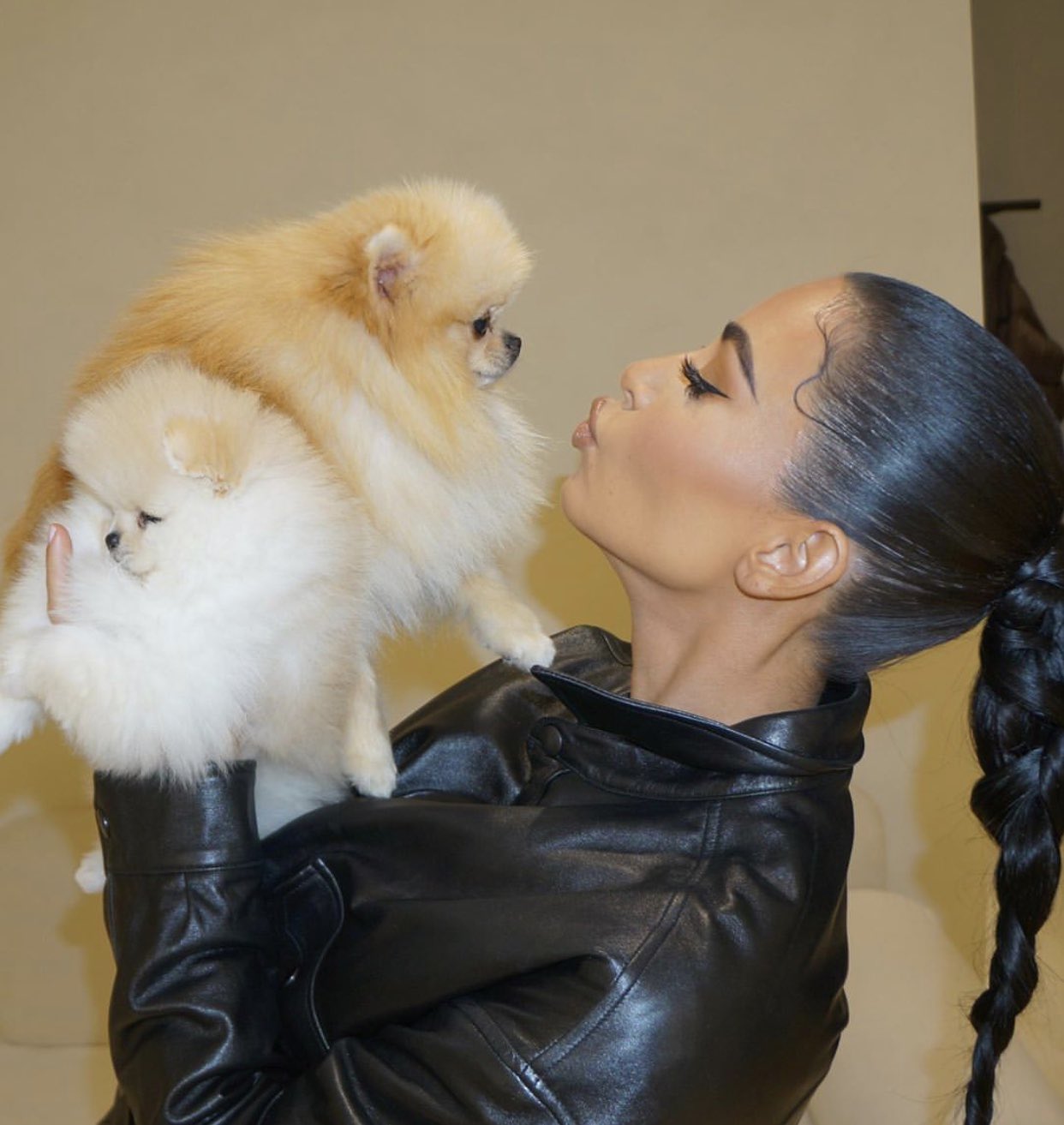 Kim Kardashian West Images (with Puppy) ~ Live Cinema News