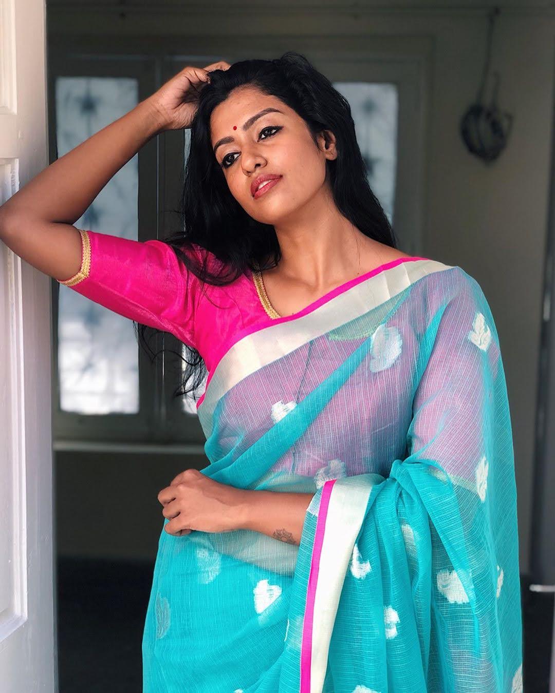 Bharathi-Kannamma-Serial-Actress-Roshini-Haripriyan-81