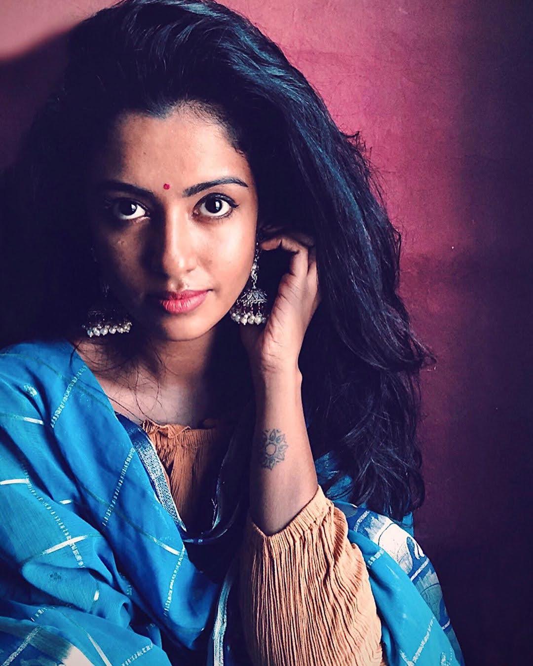 Bharathi-Kannamma-Serial-Actress-Roshini-Haripriyan-83