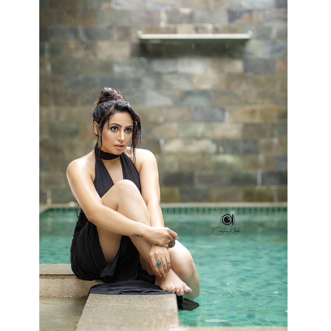 Actress Nandini Rai Latest Photos (24)