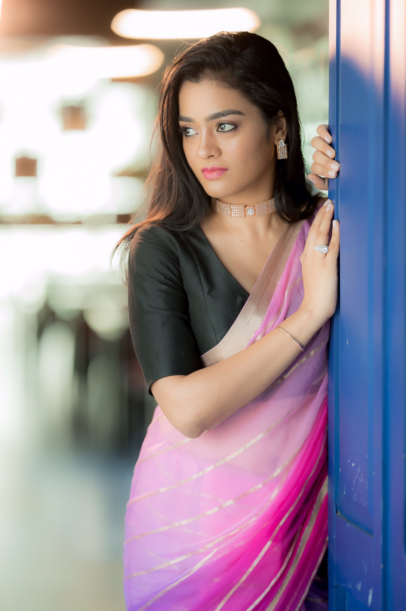 Tamil Actress Gayathrie New Photos
