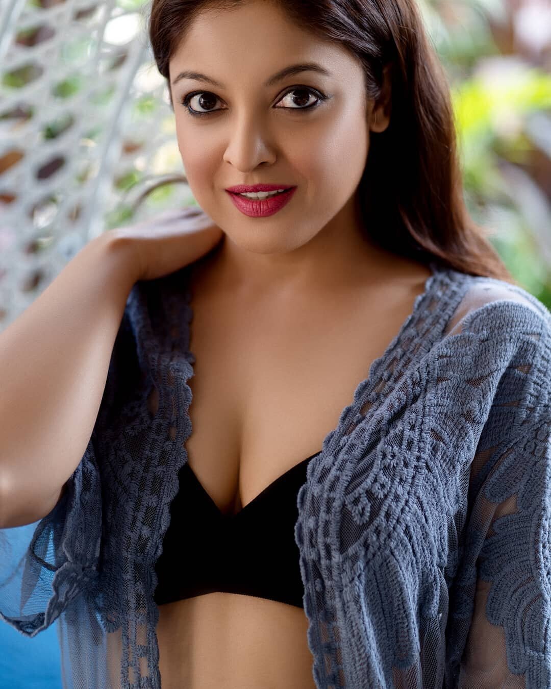 Actress Tanushree Dutta Wallpapers