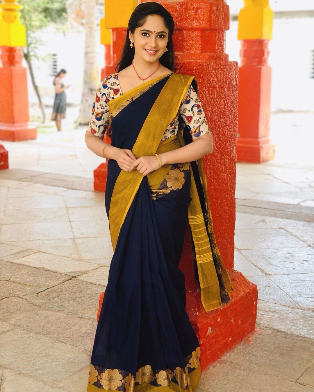 Tamil Serial Actress Tejaswini Gowda Saree Photos