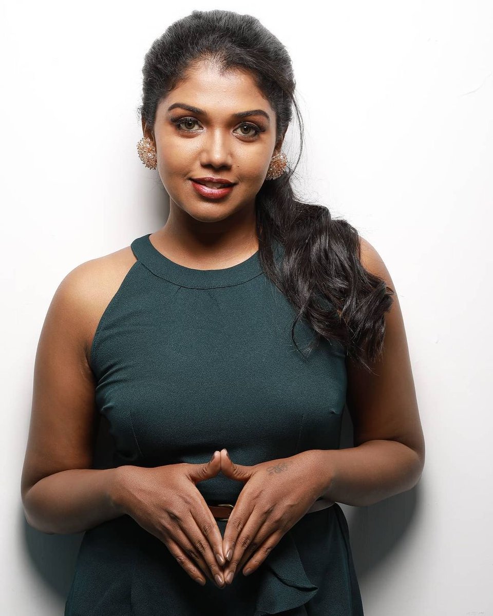 Actress Riythvika Stills