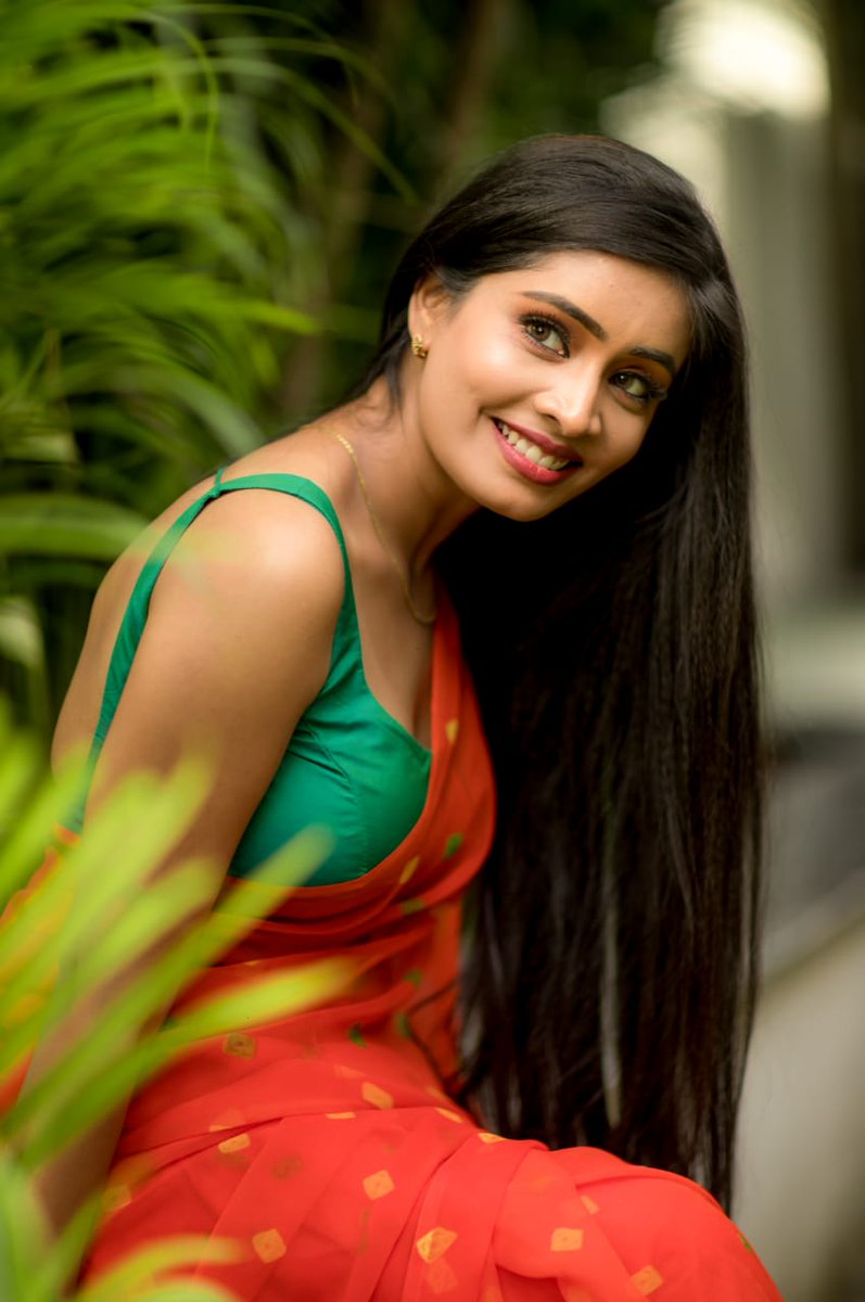 tamil_serial_actress_sivanya_saree_photos_748592