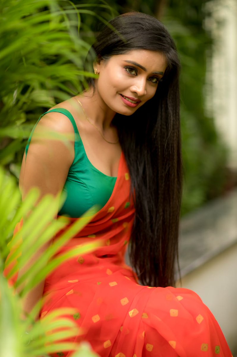 tamil_serial_actress_sivanya_saree_photos_748595